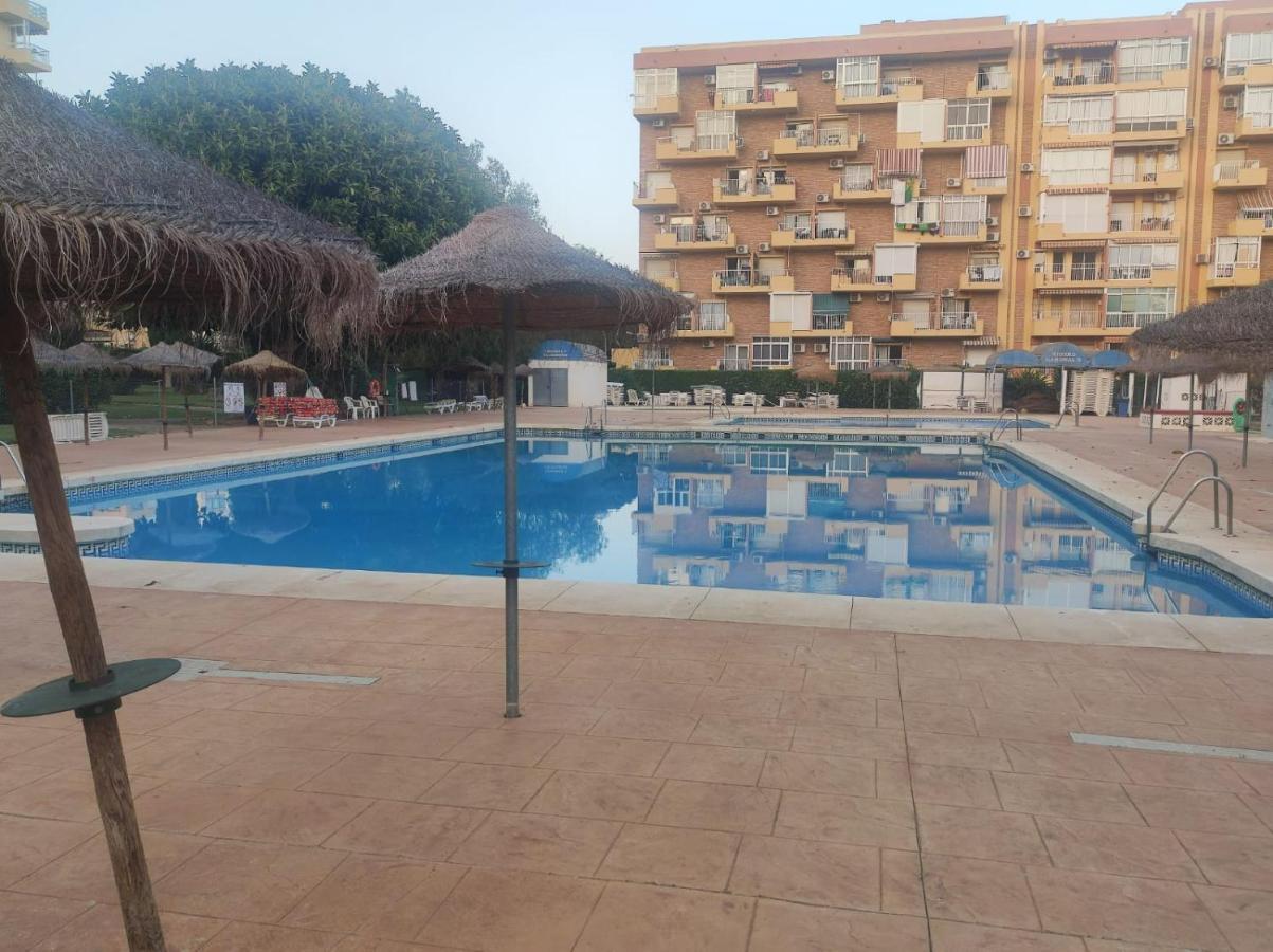 Grace Pool Apartment בנאלמדנה מראה חיצוני תמונה
